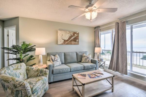 Gulf Views and Patio Lovely Galveston Condo!